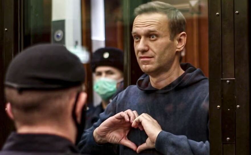 Alexei Navalnîi a murit în timp ce era încarcerat într-o colonie penală din Arctica