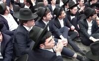 Protest al evreilor ultraortodocşi din Israel împotriva recrutării militare (YouTube Screenshot)