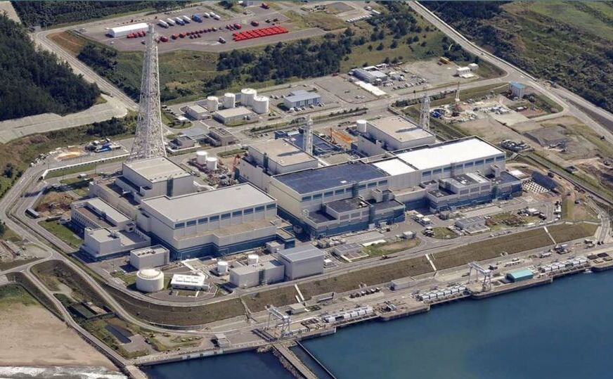 Cea mai mare centrală nucleară din lume, Kashiwazaki-Kariwa, situată la nord de Tokyo, în Japonia