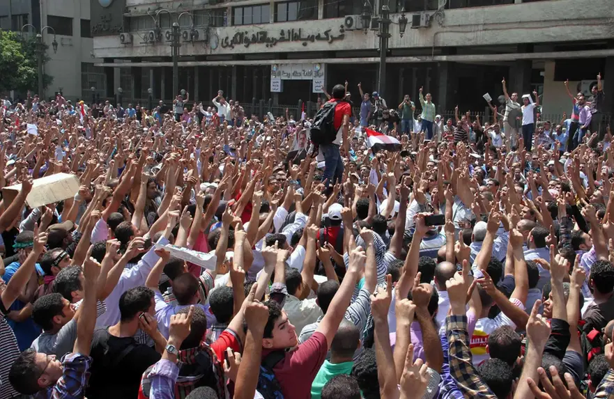 Demonstraţie a organizaţiei Frăţia Musulmană în piaţa Ramses din Cairo - arhivă