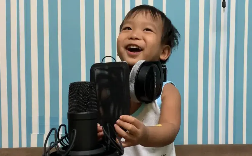 Kael a început să cânte de la vârsta de 2 ani. (Prin amabilitatea lui Jan Gabriel Lim)