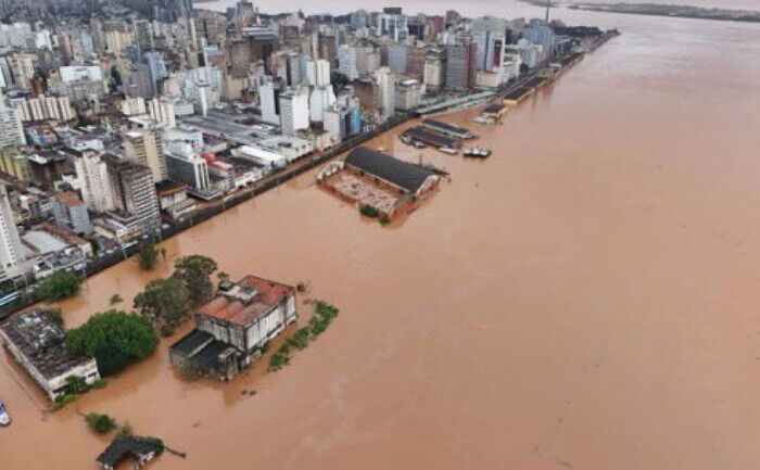 Porto Alegre, Brazilia (screenshot via @lucianocarvaIho)