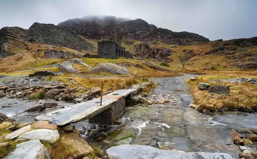 Ruine la cariera de ardezie abandonată Cwmorthin din Tanygrisiau, în nordul Ţării Galilor. (Helen Hotson/Shutterstock)