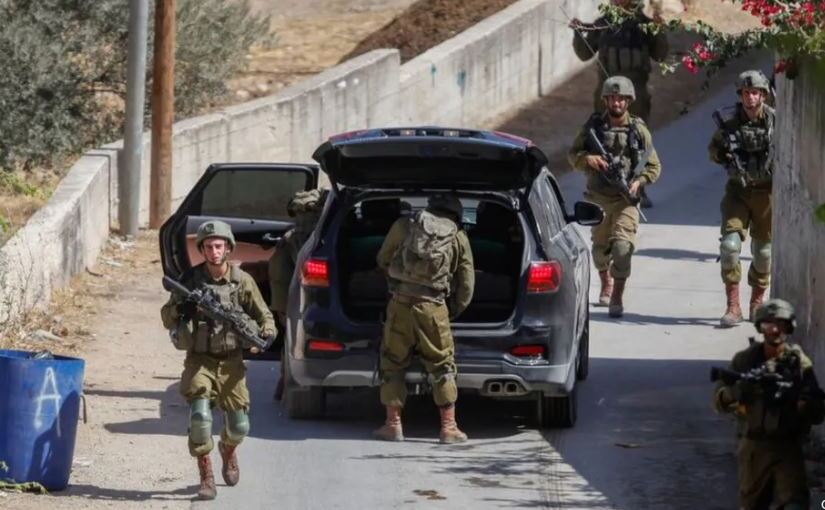 Soldaţi israelieni în Cisiordania