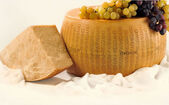 Parmigiano Reggiano (screenshot via Iberconseil)