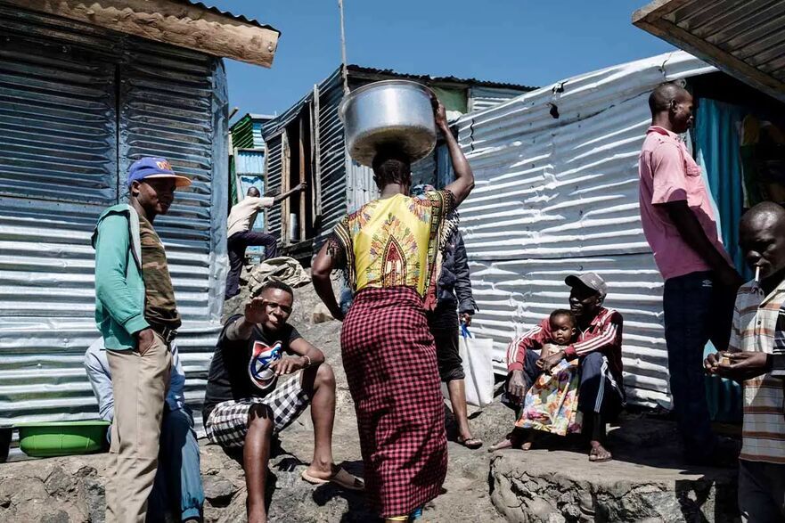 Se pare că peste 1.000 de locuitori trăiesc pe insula Migingo, care are aproximativ jumătate din dimensiunea unui teren de fotbal. (Yasuyoshi Chiba/AFP via Getty Images)