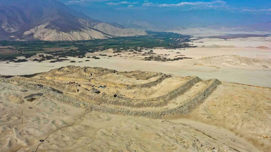 Ruinele antice din Chankillo, la 250 de mile nord de Lima, Peru. (Janine Costa/AFP via Getty Images)