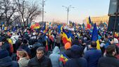 Protestatarii mobilizati de AUR au pornit in mars spre Cotroceni