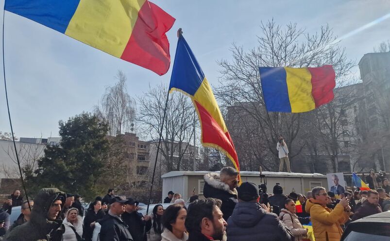 Protest pro-Călin Georgescu la Parchetul General