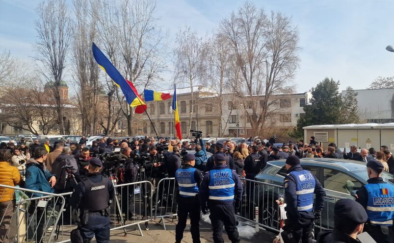 Protest pro-Călin Georgescu la Parchetul General