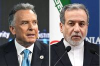 Trimisul special al SUA în Orientul Mijlociu, Steve Witkoff (st) şi  ministrul de Externe al Iranului, Abbas Araghchi (Getty Images)