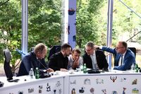 Donald Tusk, Volodimir Zelenski, Emmanuel Macron, Keir Starmer şi Friedrich Merz  (de la stânga la dreapta) (Facebook - Keir Starmer)