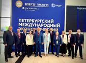 Membri ai PSRM cu Dodon şi afiliaţi ai lui Şor, în Rusia (Ziarul de Gardă)
