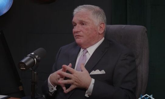 Adrian Zuckerman (Captura video)