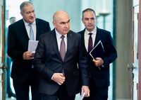 Marian Neacşu, Ilie Bolojan, Bogdan Ivan (Secretariatul General al Guvernului)