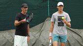 Jannik Sinner şi antrenorul australian Darren Cahill (Clive Brunskill/GettyImages)