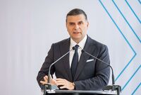 Alexandru Petrescu (Facebook)