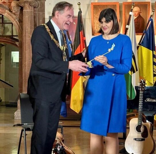 Laura Codruţa Kovesi şi primarul oraşului Leipzig, Burkhard Jung (Foto: Facebook Voinea Ion)