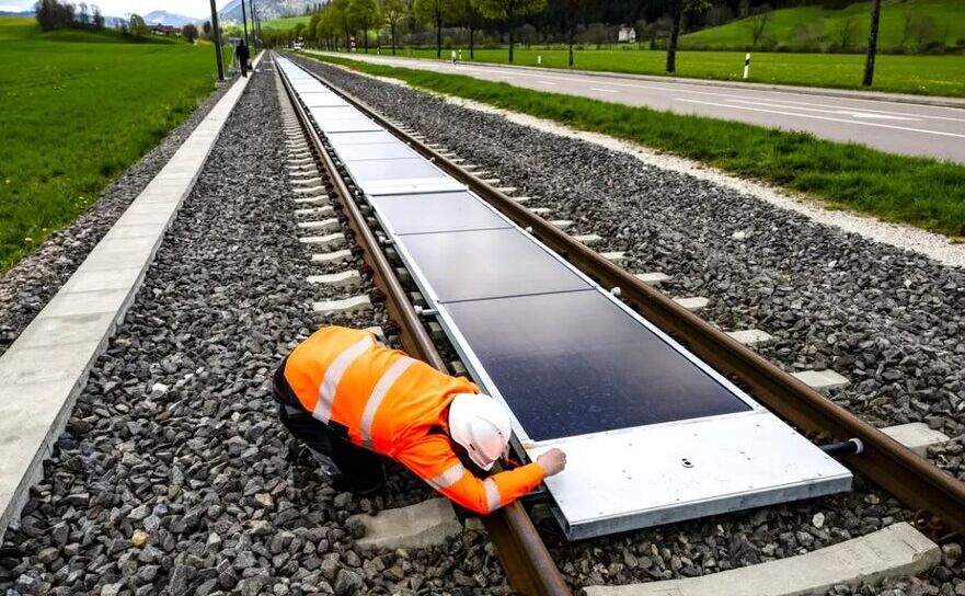 Panouri fotovoltaice (Ana Otilia Nuţu / Facebook)