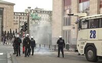 Ciocniri între poliţişti şi manifestanţi în Bruxelles, 9 octombrie 2026 (YouTube)